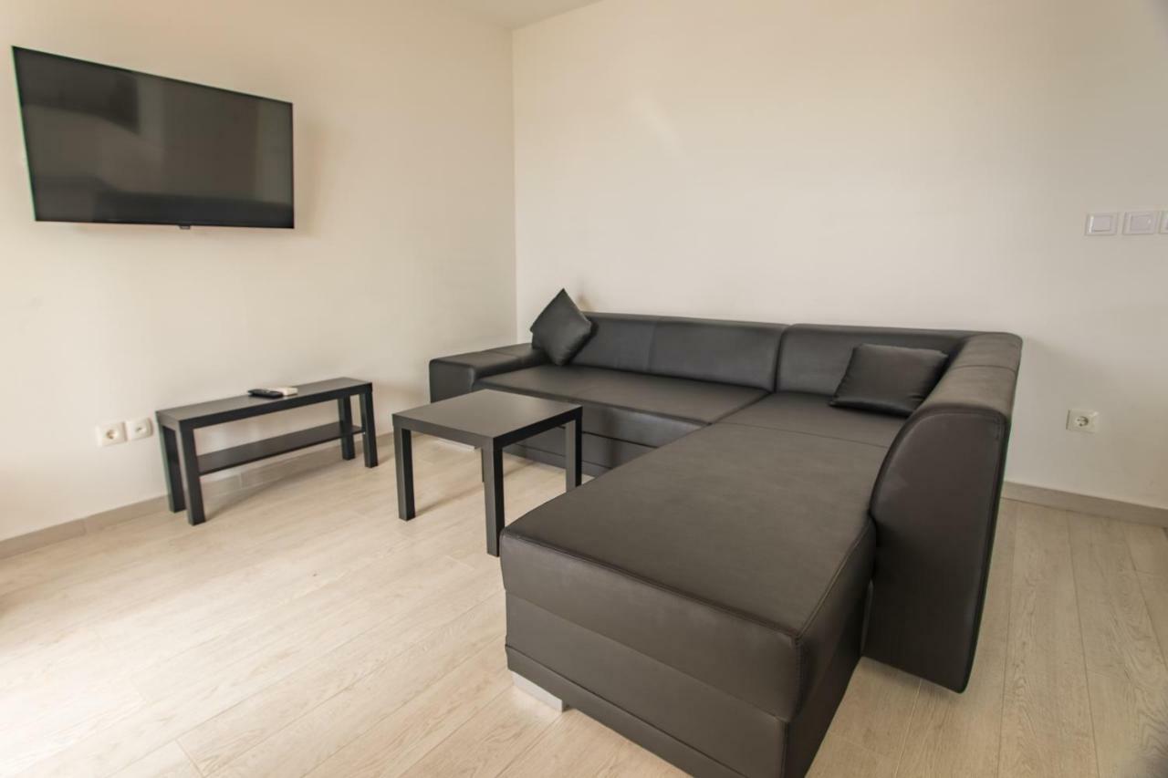 Apartmani Marija Jakir Брела Екстериор снимка