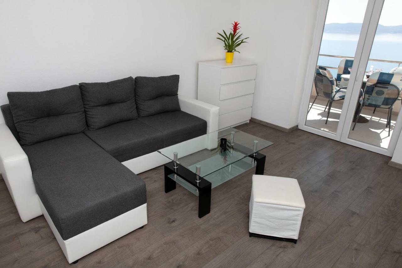 Apartmani Marija Jakir Брела Екстериор снимка